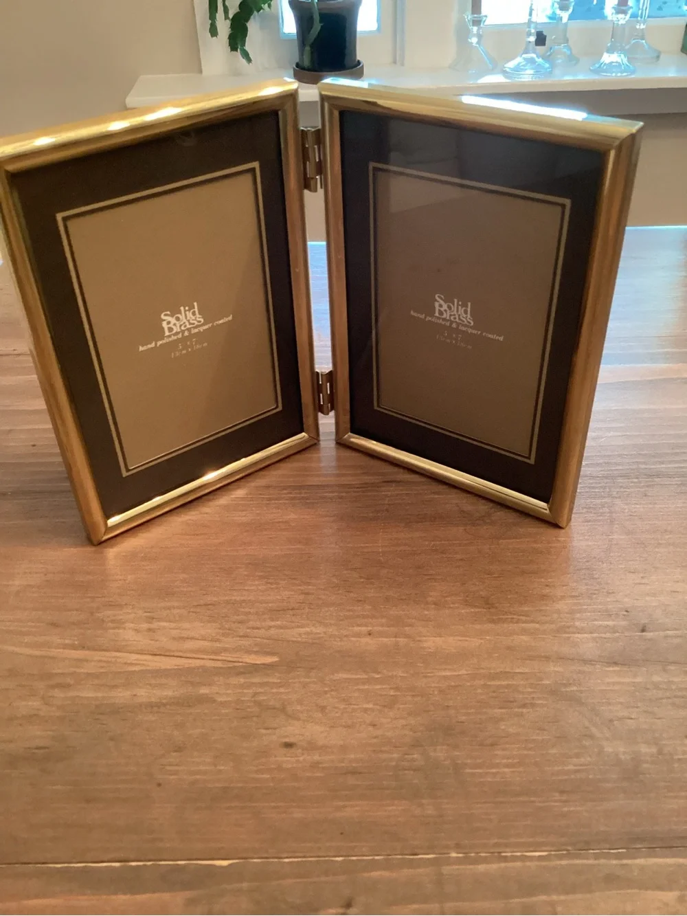 VINTAGE SOLID BRASS HINGED DOUBLE FOLDING PICTURE FRAME 5
